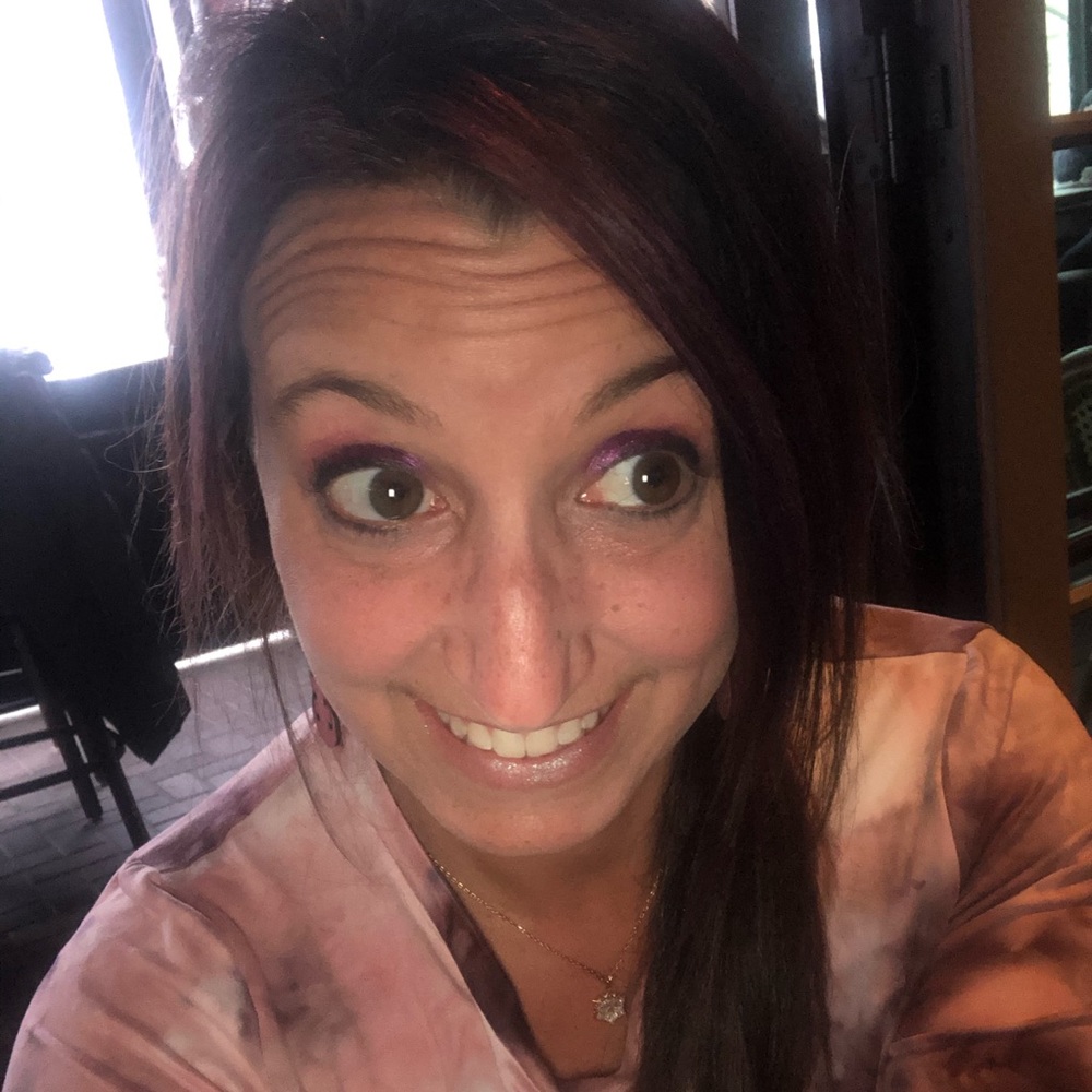 Meet your Posher, Lori
